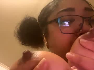 girl Cam Girls Masturbating With Dildos On Chaturbate with dayqueen1
