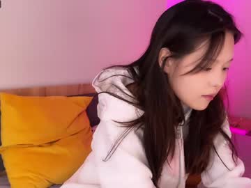 girl Cam Girls Masturbating With Dildos On Chaturbate with shy_lee33