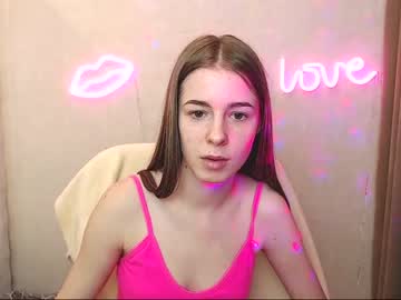 girl Cam Girls Masturbating With Dildos On Chaturbate with emily_kimm
