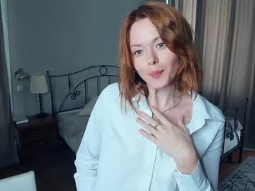girl Cam Girls Masturbating With Dildos On Chaturbate with xboni_in_white