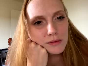 girl Cam Girls Masturbating With Dildos On Chaturbate with holliann0323
