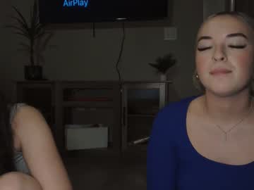 girl Cam Girls Masturbating With Dildos On Chaturbate with chloexbennett