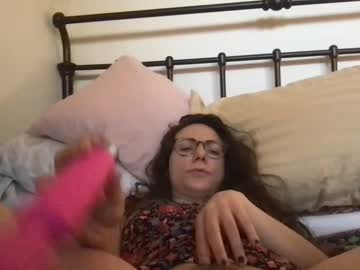 girl Cam Girls Masturbating With Dildos On Chaturbate with bisexualbabe696
