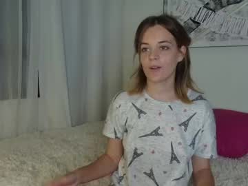 girl Cam Girls Masturbating With Dildos On Chaturbate with hey_toni_
