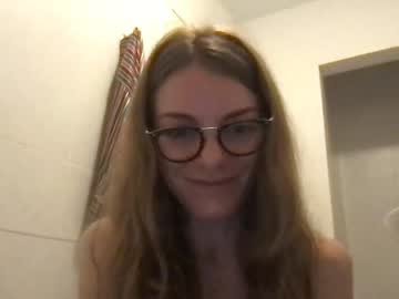girl Cam Girls Masturbating With Dildos On Chaturbate with darcleopard